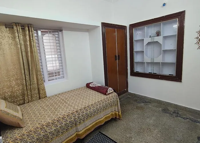 Casa De Familia - 2Bhk Near Manyata Tech Park & Aster Cmi Hospital